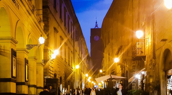 Orvieto. Teatro protagonista ed istituzioni distratte